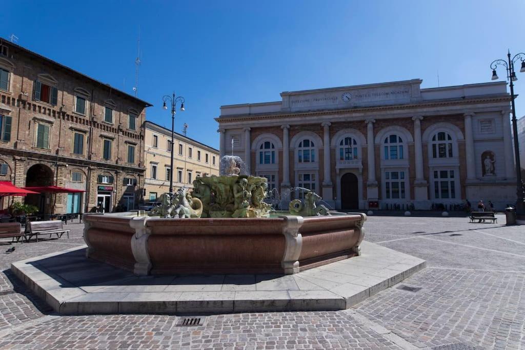Rossini Home Pesaro Vicino Al Teatro Rossini By Yohome Kültér fotó